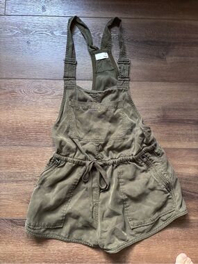 Wilfred brown canvas overalls with adjustable straps